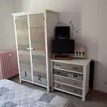 Altavalle Home, Bilocale Lime E Monolocale Pink *