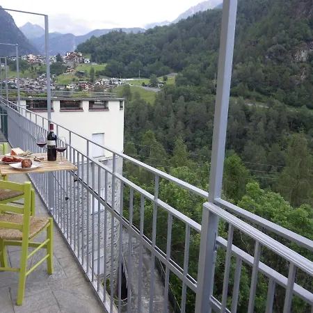 Altavalle Home, Bilocale Lime E Monolocale Pink Lägenhet
