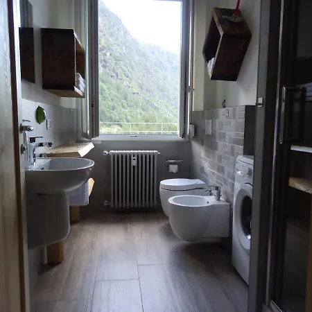 Altavalle Home, Bilocale Lime E Monolocale Pink