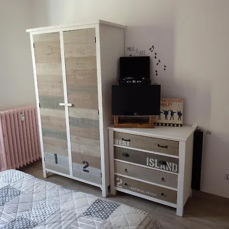 Altavalle Home, Bilocale Lime E Monolocale Pink *